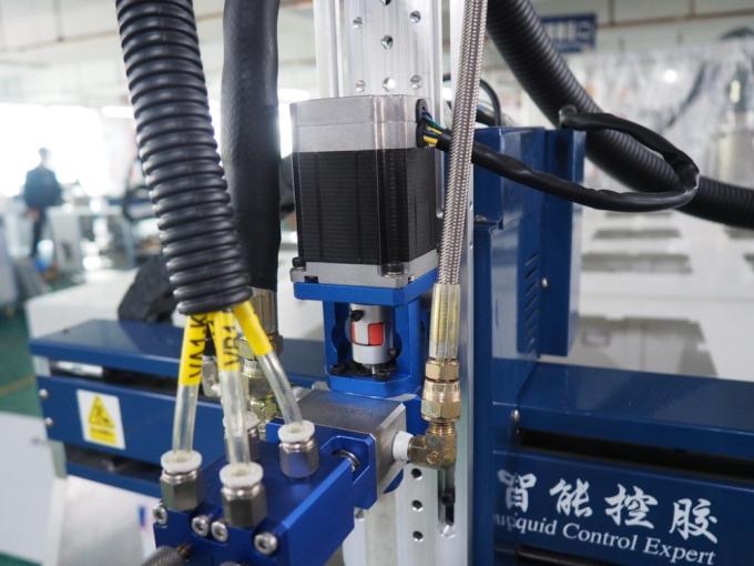 Máquina de distribución de pegamento de una parte CCD Visual Capacidad del tanque 60L 6